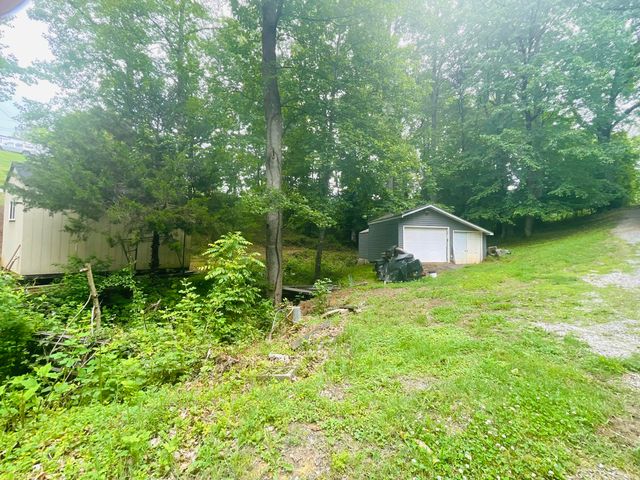 1236 Carroll RD, Goodview, VA 24095