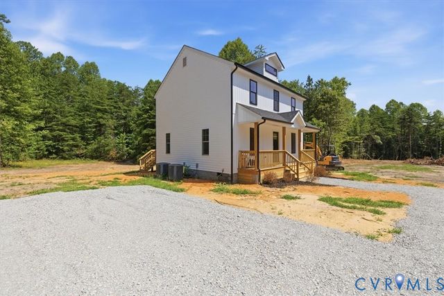 654 Frenchs Store Rd, Cumberland, VA 23040