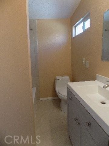 10971 Wells, Riverside, CA 92505