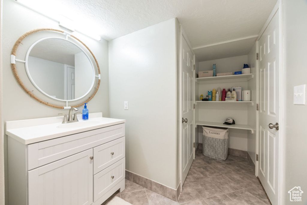 Image 12 of property listing at 2280 S 450 W, Perry, UT 84302