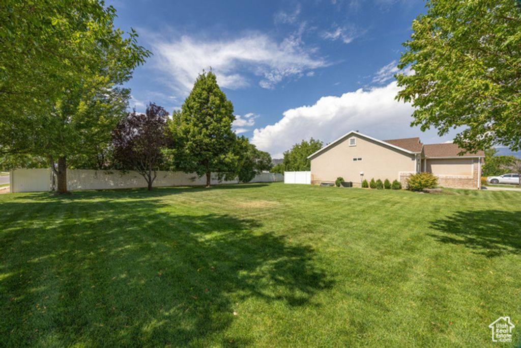 Image 38 of property listing at 2280 S 450 W, Perry, UT 84302