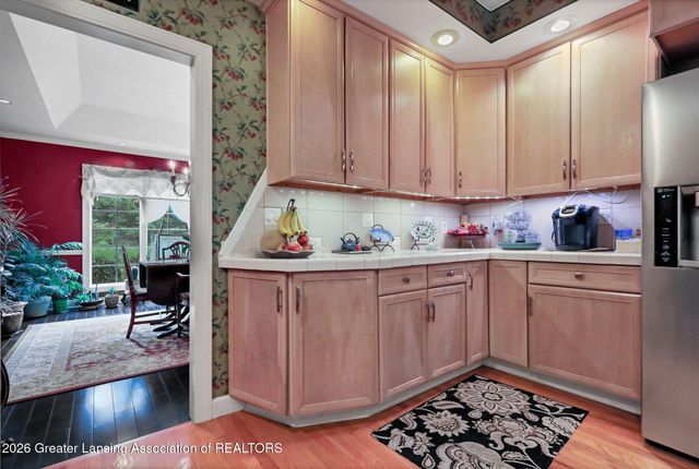 2831 River Pointe Drive, Holt, MI 48842