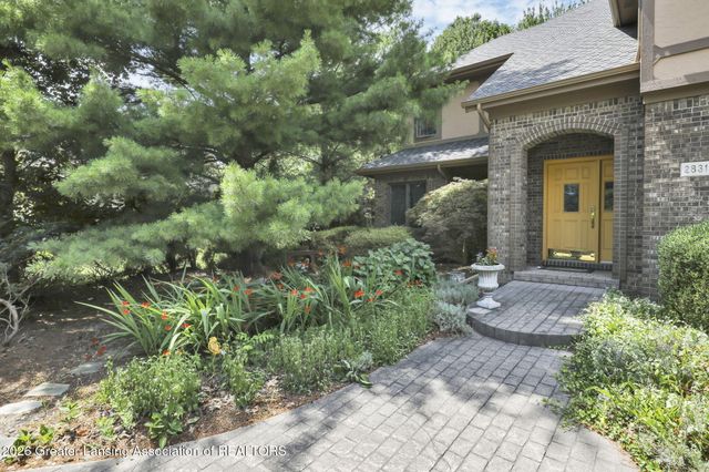 2831 River Pointe Drive, Holt, MI 48842