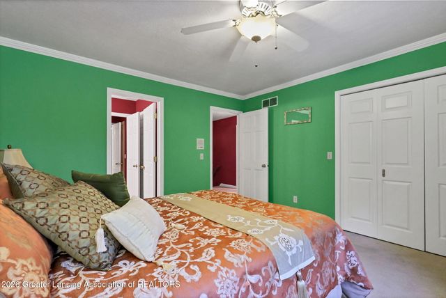 2831 River Pointe Drive, Holt, MI 48842