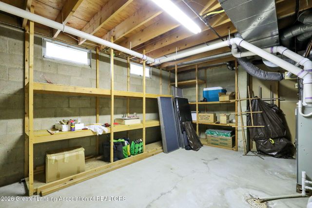 2831 River Pointe Drive, Holt, MI 48842