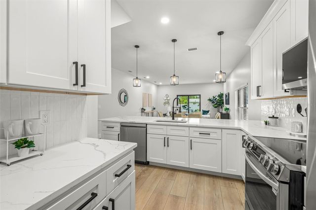 4308 W GRAY STREET 2, Tampa, FL 33609