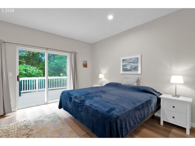 88017 S WINDJAMMER, Florence, OR 97439