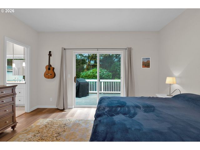 88017 S WINDJAMMER, Florence, OR 97439