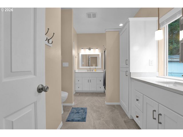 88017 S WINDJAMMER, Florence, OR 97439