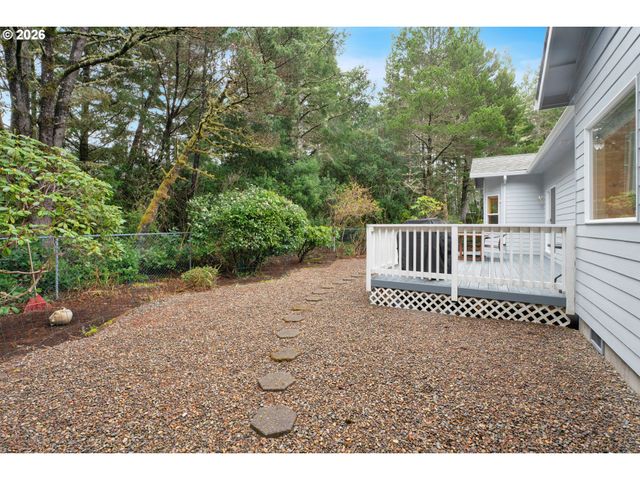 88017 S WINDJAMMER, Florence, OR 97439