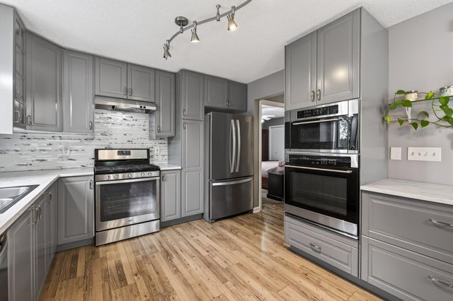 7060 137th Avenue NW, Ramsey, MN 55303