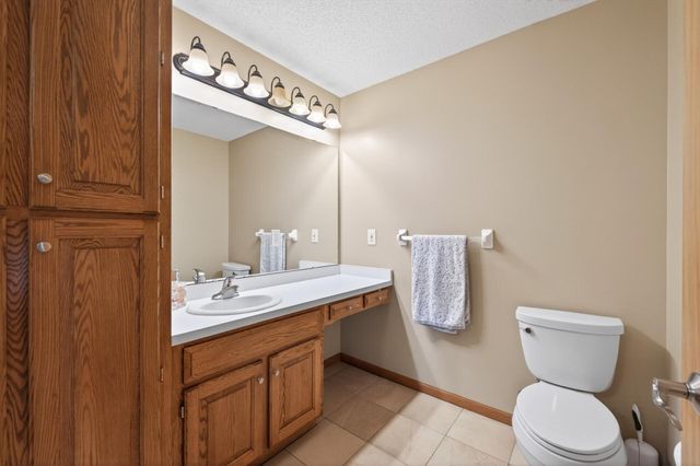7060 137th Avenue NW, Ramsey, MN 55303