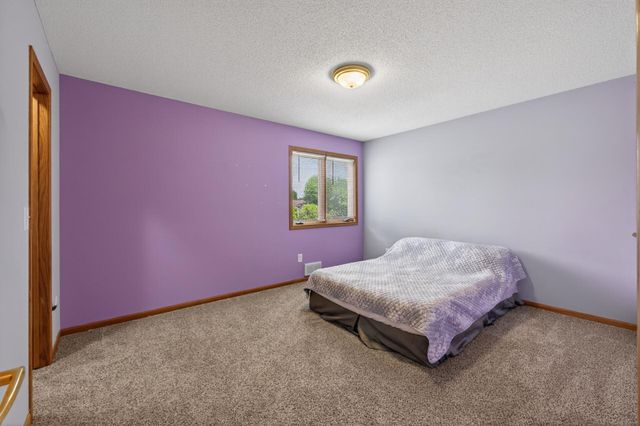 7060 137th Avenue NW, Ramsey, MN 55303