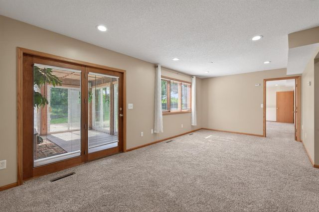 7060 137th Avenue NW, Ramsey, MN 55303