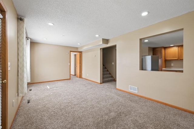 7060 137th Avenue NW, Ramsey, MN 55303