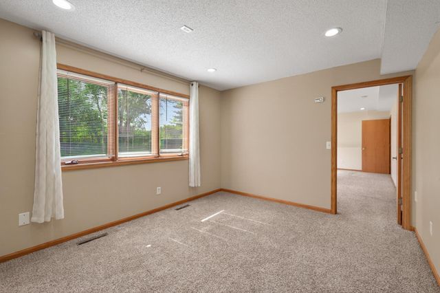 7060 137th Avenue NW, Ramsey, MN 55303
