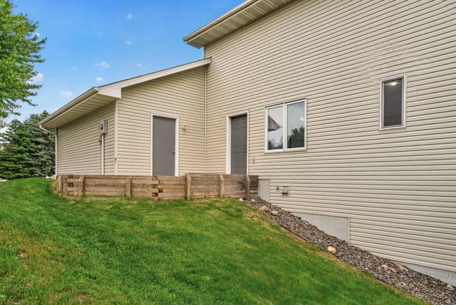 7060 137th Avenue NW, Ramsey, MN 55303