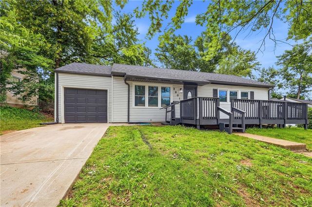 2901 S 26th Street, Kansas City, KS 66106