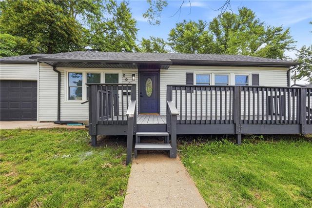 2901 S 26th Street, Kansas City, KS 66106
