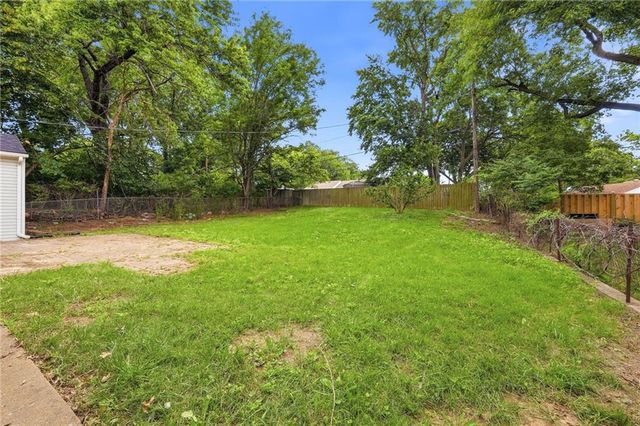 2901 S 26th Street, Kansas City, KS 66106