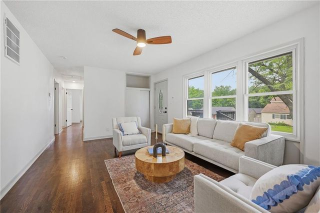 2901 S 26th Street, Kansas City, KS 66106
