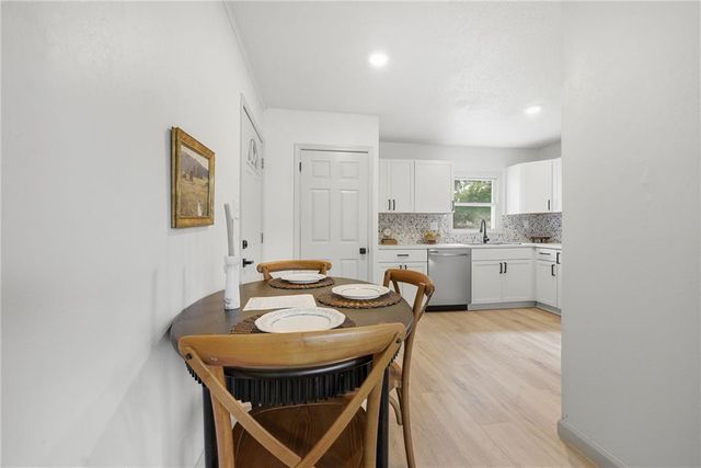 2901 S 26th Street, Kansas City, KS 66106
