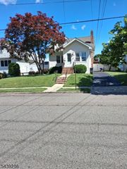 437 Buffalo Ave, Paterson City, NJ 07503