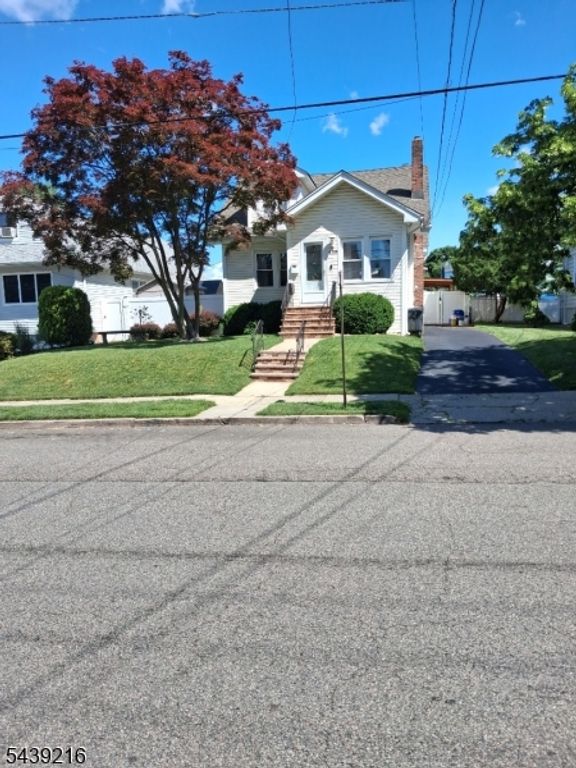 437 Buffalo Ave, Paterson City, NJ 07503