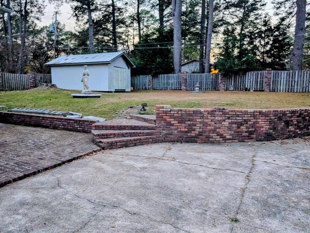 128 Elaine, Camden, AR 71701
