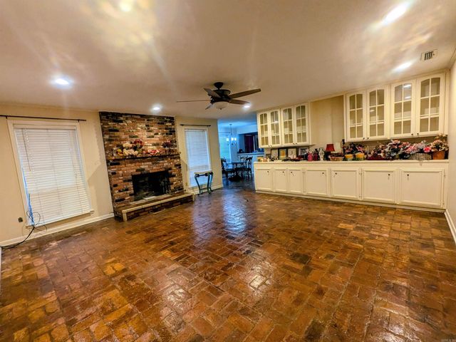 128 Elaine, Camden, AR 71701