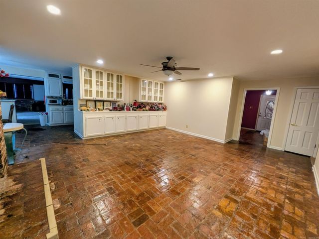 128 Elaine, Camden, AR 71701