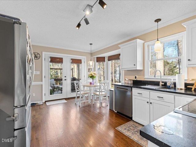 8625 Vanburgh Court, Raleigh, NC 27615
