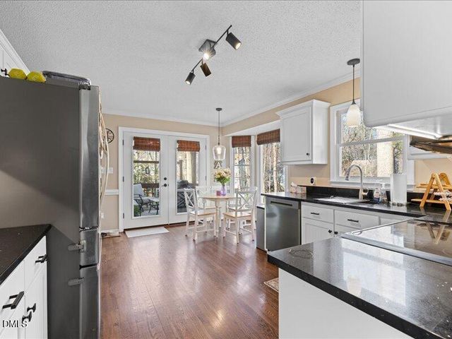 8625 Vanburgh Court, Raleigh, NC 27615