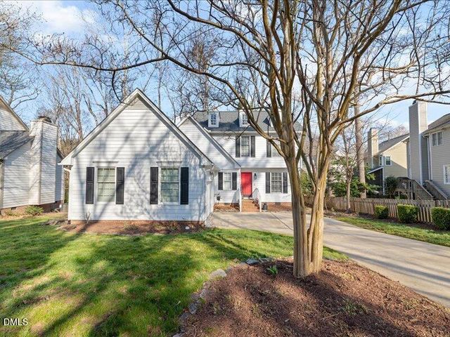 8625 Vanburgh Court, Raleigh, NC 27615