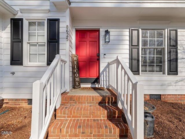 8625 Vanburgh Court, Raleigh, NC 27615
