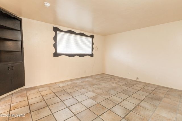 7110 E 34th Street E, Tucson, AZ 85710