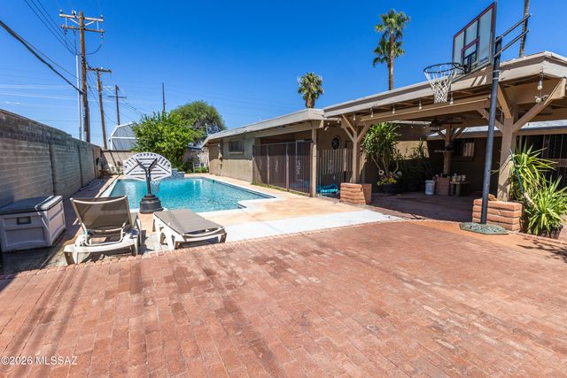 7110 E 34th Street E, Tucson, AZ 85710