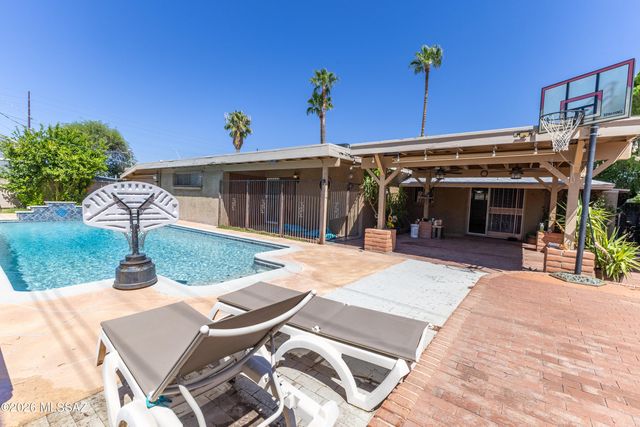 7110 E 34th Street E, Tucson, AZ 85710