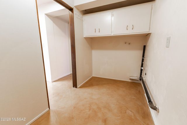 7110 E 34th Street E, Tucson, AZ 85710