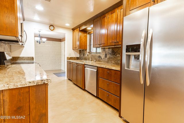 7110 E 34th Street E, Tucson, AZ 85710