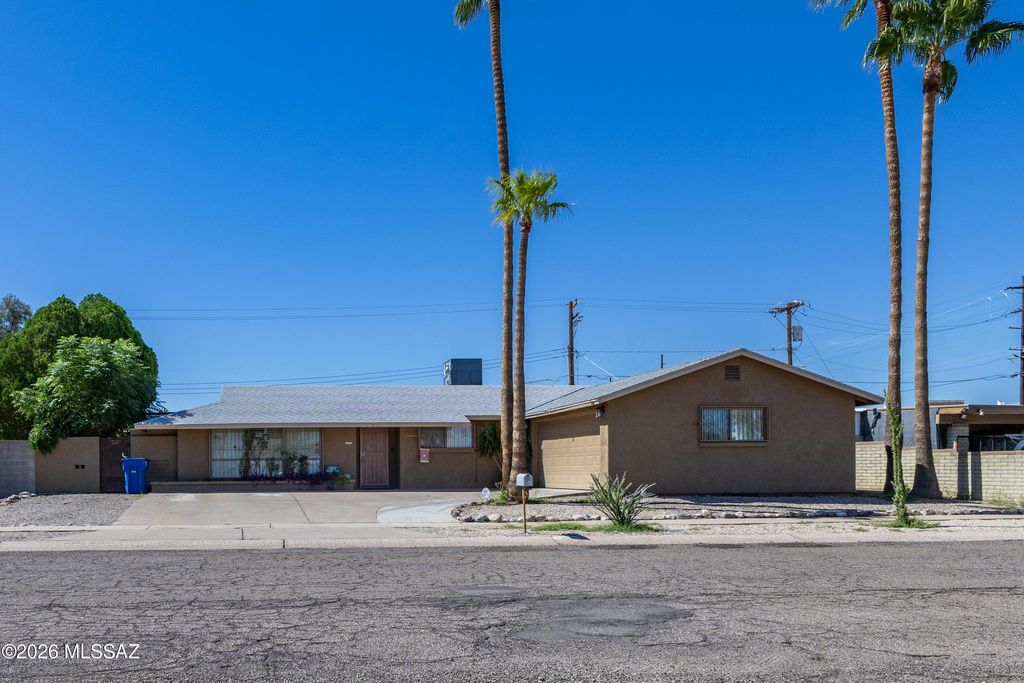 7110 E 34th Street E, Tucson, AZ 85710