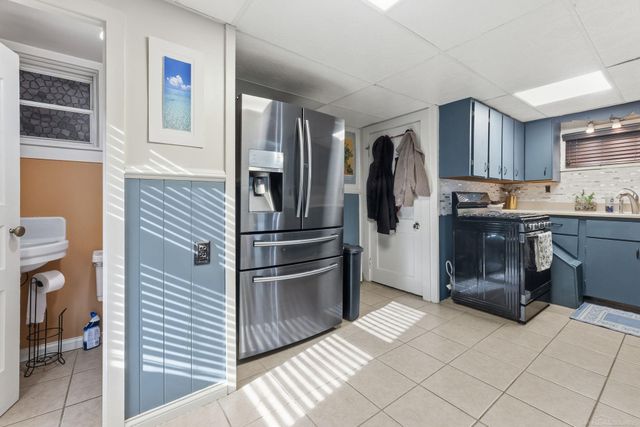 3165 10th Avenue, Port Huron, MI 48060