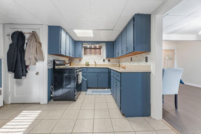 3165 10th Avenue, Port Huron, MI 48060