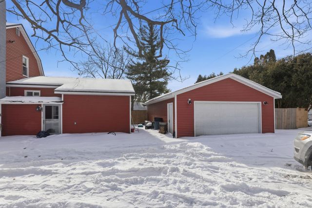 3165 10th Avenue, Port Huron, MI 48060