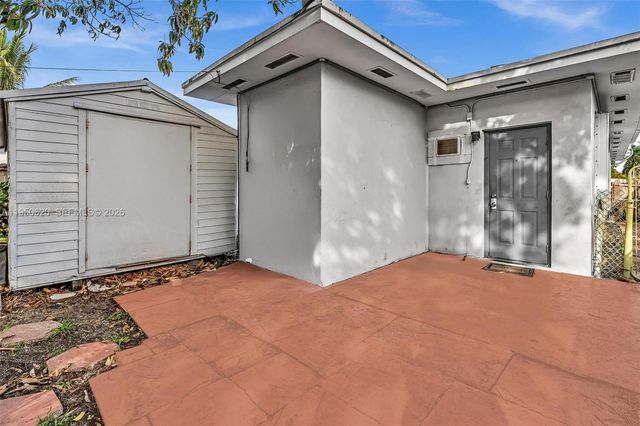 930 N 16th Ave 2, Hollywood, FL 33020