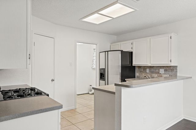 503 Dover LN, Round Rock, TX 78664