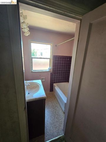 132 Campbell Ave, Antioch, CA 94509