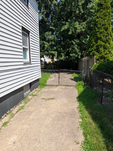 6027 Wallace Road, Hammond, IN 46320