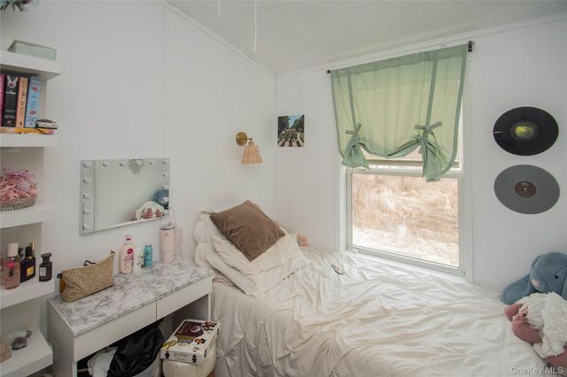 9 Lily Court, Highland Mills, NY 10930