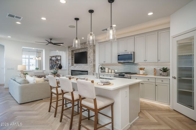 13487 N 156TH Lane, Surprise, AZ 85379